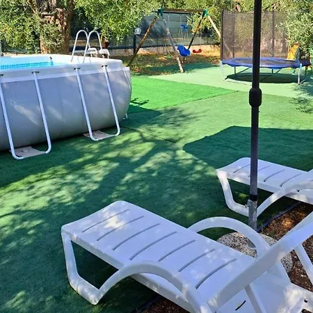 Borgo Cerasa 4* ויאסטה