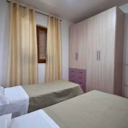 Borgo Cerasa לינה וארוחת בוקר 4*