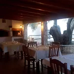 Borgo Cerasa לינה וארוחת בוקר 4*